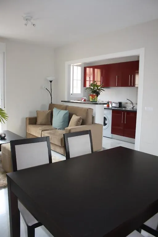 Apartamentos Pinar Malaga Centro شقة